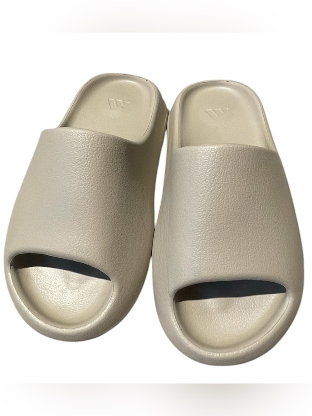 Yeezy Adidas Beige Slides Women Size 10.5 Or Men Size 9